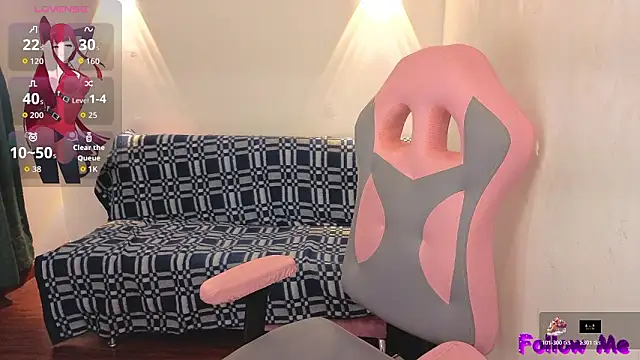 vittorialombardi   online show from February 24, 7:09 am