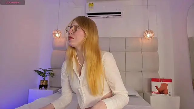 Alexa Handler online show from April 9, 5:08 pm