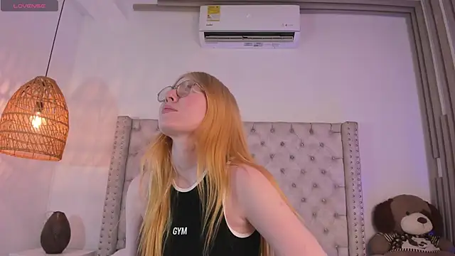 Alexa Handler online show from December 2, 8:10 pm