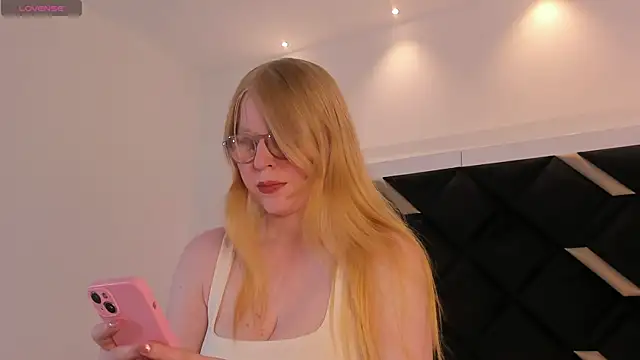 Alexa Handler online show from March 18, 7:59 pm