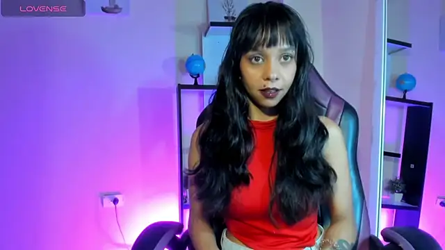 Snapshot of ladynemesis chatting on December 18, 3:37 am ladynemesis online show from December 18, 3:37 am