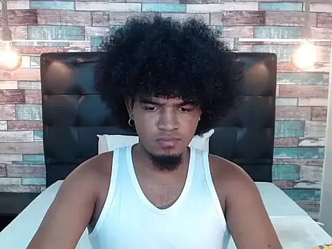 Snapshot of JaicobRuneer chatting on October 13, 2:07 pm JaicobRuneer online show from October 13, 2:07 pm