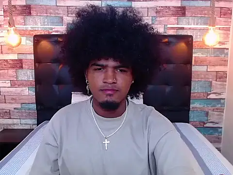 Snapshot of JaicobRuneer chatting on March 1, 5:13 pm JaicobRuneer online show from March 1, 5:13 pm