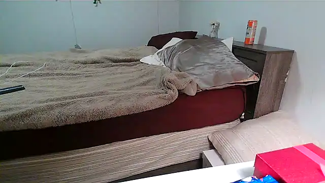 Kittyymaze1 online show from December 22, 1:11 pm