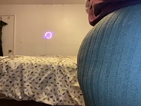 Kittyymaze1 online show from May 20, 11:57 pm