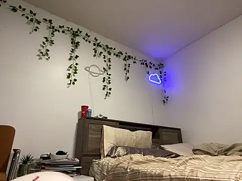 Kittyymaze1 online show from September 23, 12:34 pm