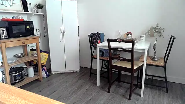 Kittyymaze1 online show from March 24, 12:38 pm