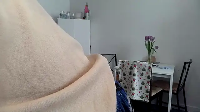 Kittyymaze1 online show from March 3, 1:18 pm