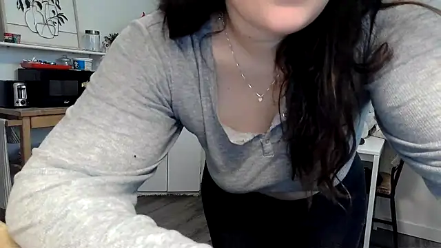 Kittyymaze1 online show from February 4, 1:06 pm