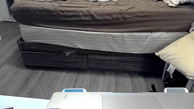 Kittyymaze1 online show from April 14, 11:48 am