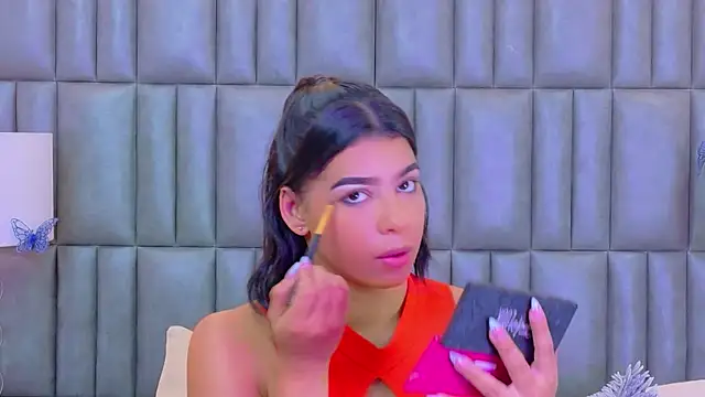 TiaraRosse online show from April 15, 12:21 pm