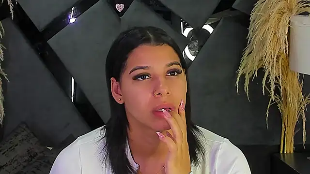 TiaraRosse online show from January 11, 5:03 am