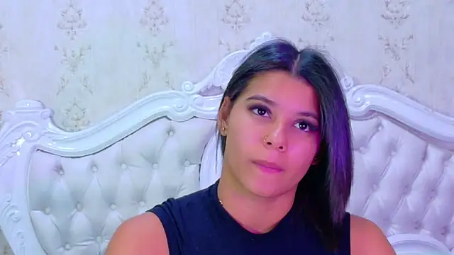 TiaraRosse online show from November 3, 1:37 pm