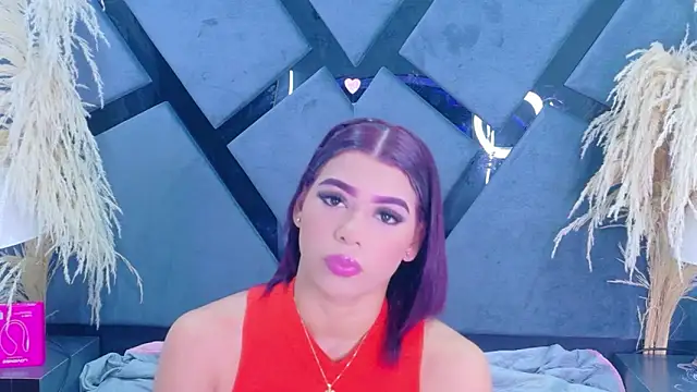 TiaraRosse online show from May 15, 3:48 am