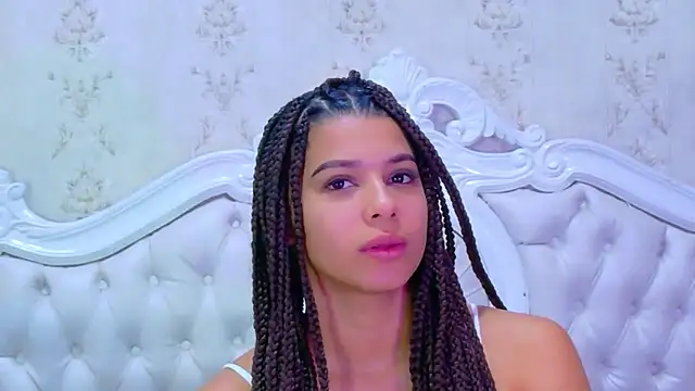 TiaraRosse online show from February 4, 12:55 pm