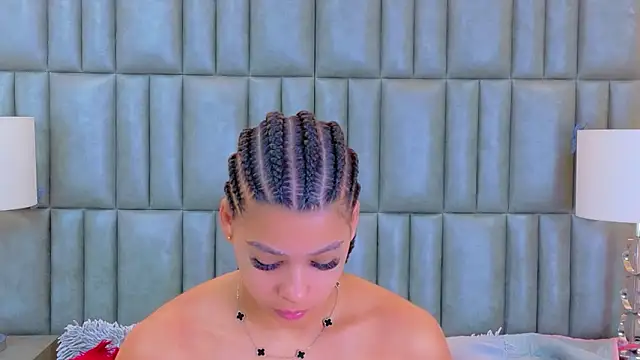 TiaraRosse online show from March 15, 12:34 pm