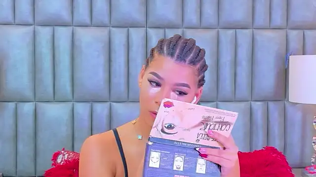 TiaraRosse online show from March 18, 12:19 pm