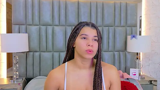 TiaraRosse online show from February 13, 3:28 am