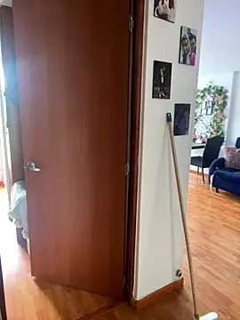 Snapshot of Cafeziitha02 chatting on November 4, 6:01 pm Cafeziitha02 online show from November 4, 6:01 pm