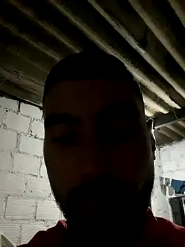 Snapshot of macg96 chatting on November 28, 6:24 am macg96 online show from November 28, 6:24 am