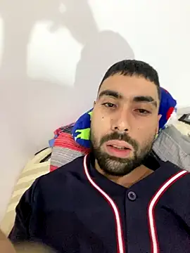 Snapshot of macg96 chatting on December 5, 7:40 am macg96 online show from December 5, 7:40 am