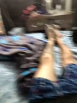 Snapshot of macg96 chatting on October 31, 5:48 am macg96 online show from October 31, 5:48 am