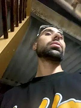 Snapshot of macg96 chatting on November 30, 7:31 am macg96 online show from November 30, 7:31 am