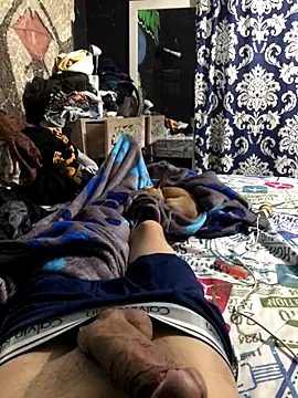 Snapshot of macg96 chatting on September 19, 5:22 am macg96 online show from September 19, 5:22 am