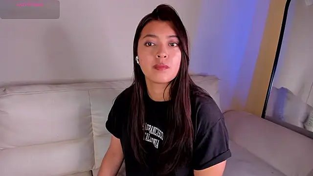 Rebeca Williams  online show from March 4, 12:35 pm