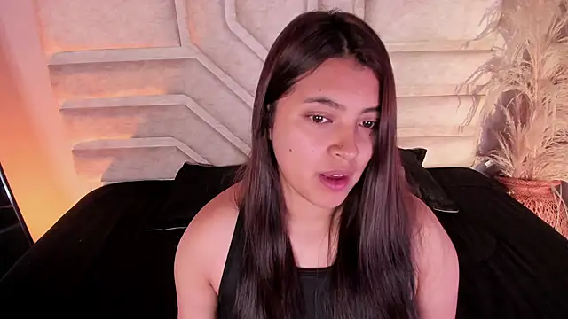 Rebeca Williams  online show from November 6, 11:58 am