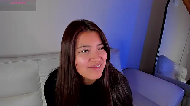 Rebeca Williams  online show from March 7, 12:32 pm