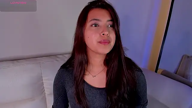 Rebeca Williams  online show from March 11, 12:32 pm