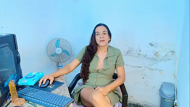 Oh Tique online show from March 8, 1:44 am