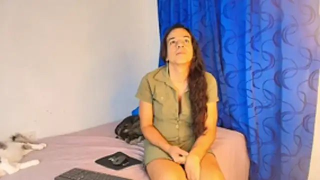 Oh Tique online show from November 2, 7:30 pm