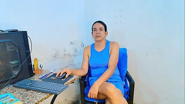 Oh Tique online show from April 16, 12:00 am