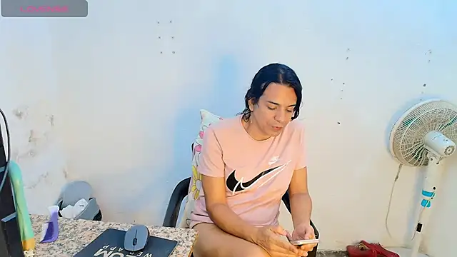 Oh Tique online show from May 12, 3:18 pm