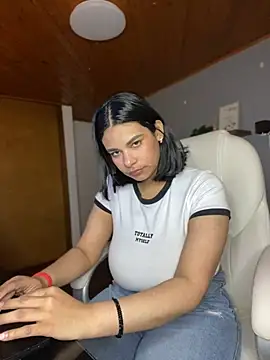 Isabella boobd online show from January 3, 1:02 pm