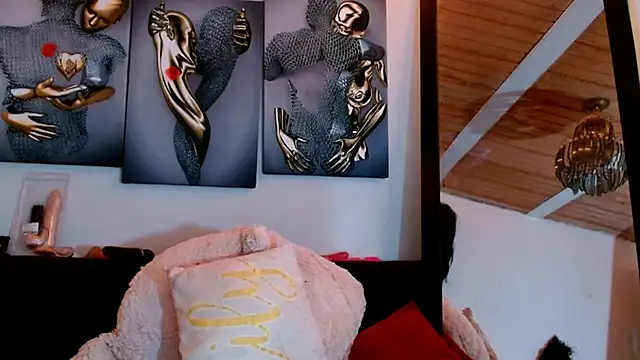 Maidi  online show from March 7, 1:51 pm