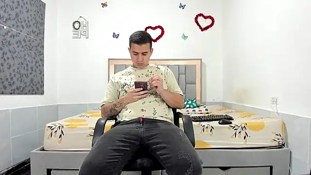 simookeler online show from October 26, 10:54 pm