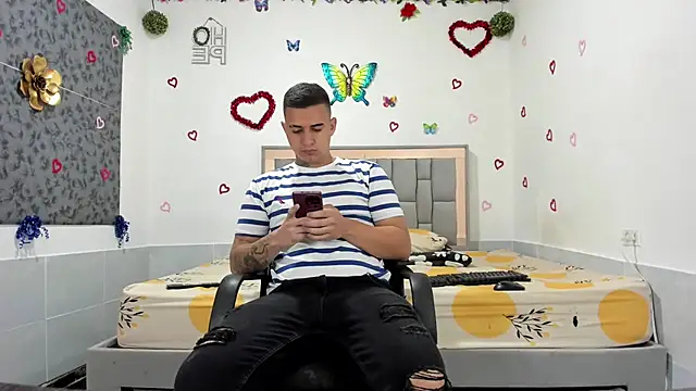 simookeler online show from September 9, 5:44 pm