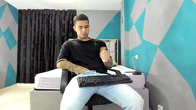 simookeler online show from February 25, 4:14 am