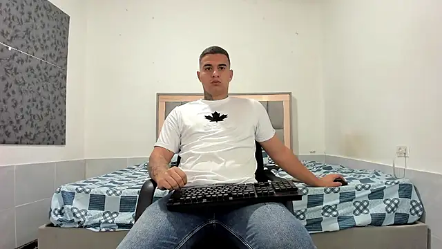 simookeler online show from January 10, 12:00 pm