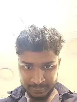 Snapshot of heartless__95 chatting on December 18, 11:25 am heartless 95 online show from December 18, 11:25 am