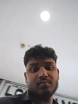 Snapshot of heartless__95 chatting on December 16, 10:30 am heartless 95 online show from December 16, 10:30 am