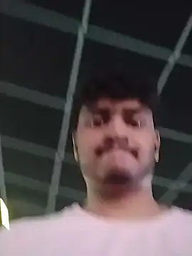 Snapshot of heartless__95 chatting on November 16, 1:54 am heartless 95 online show from November 16, 1:54 am