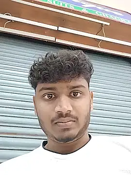 Snapshot of heartless__95 chatting on February 7, 4:53 am heartless 95 online show from February 7, 4:53 am