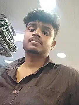 Snapshot of heartless__95 chatting on February 3, 12:54 pm heartless 95 online show from February 3, 12:54 pm