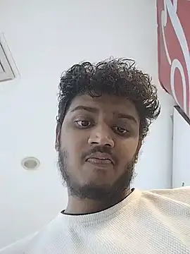 Snapshot of heartless__95 chatting on November 5, 7:33 am heartless 95 online show from November 5, 7:33 am