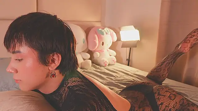 SweetHanson online show from February 23, 7:14 pm