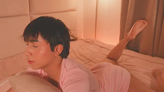 SweetHanson online show from March 20, 7:15 pm